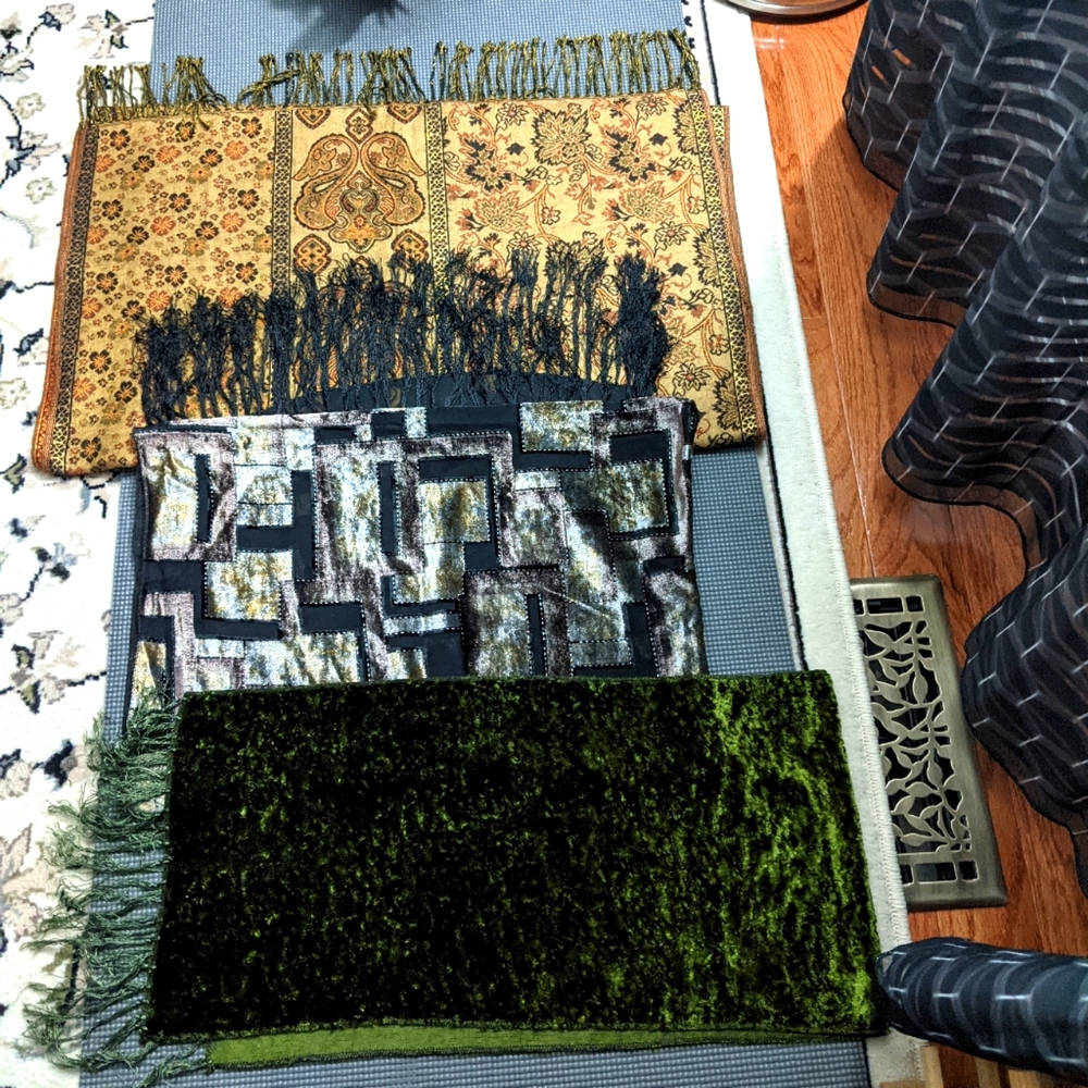 💰BUNDLE 💰of 3 Scarves
